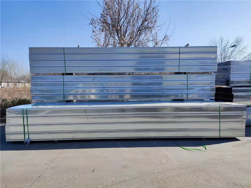 大跨距電纜橋架具有哪些優點和優勢呢